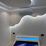 2 Pieces Centre Juan Moderne Avec Piscine Tennis Апартаменты