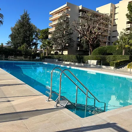 2 Pieces Centre Juan Moderne Avec Piscine Tennis Apartment Antibes